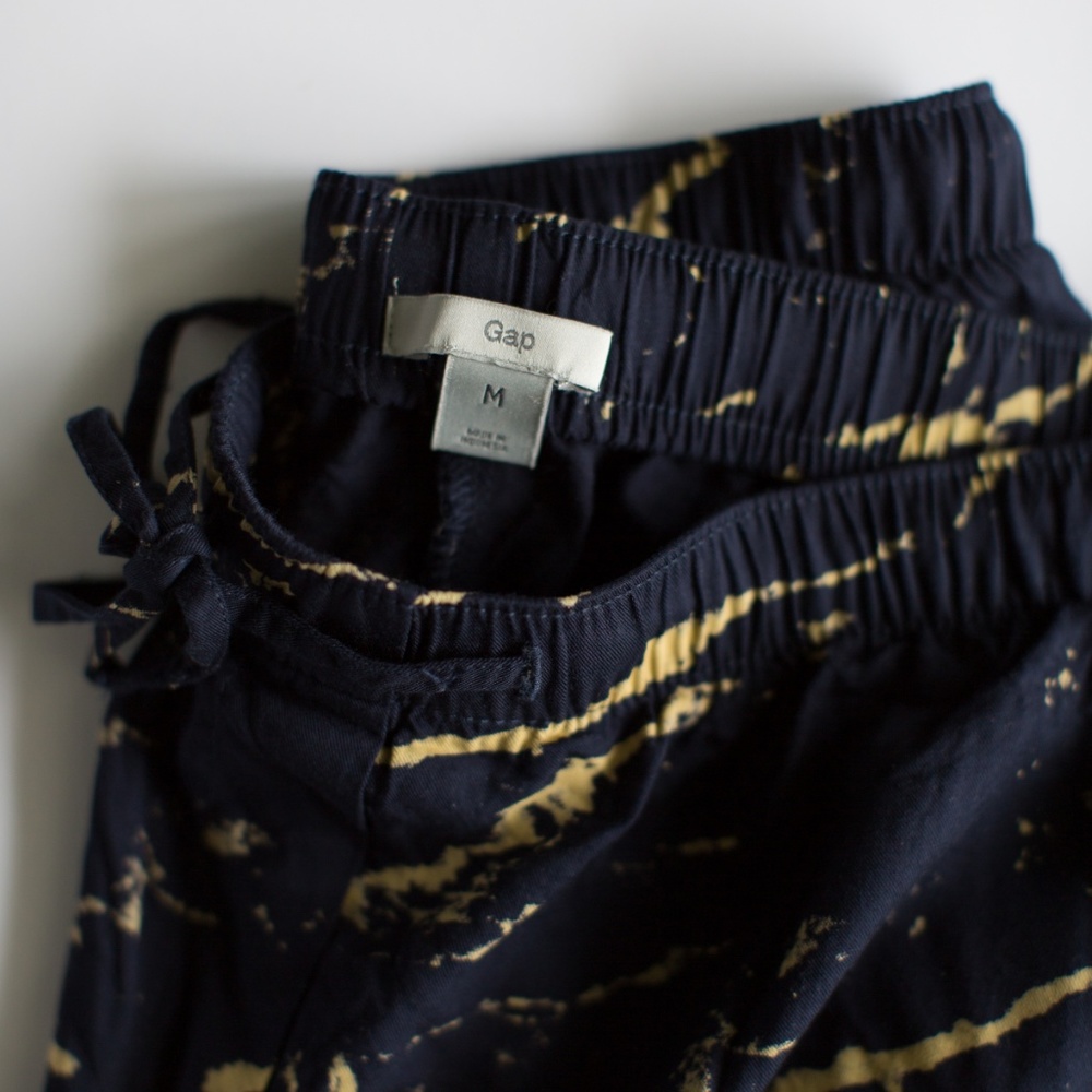 Gap Shorts - Picture 4 of 4
